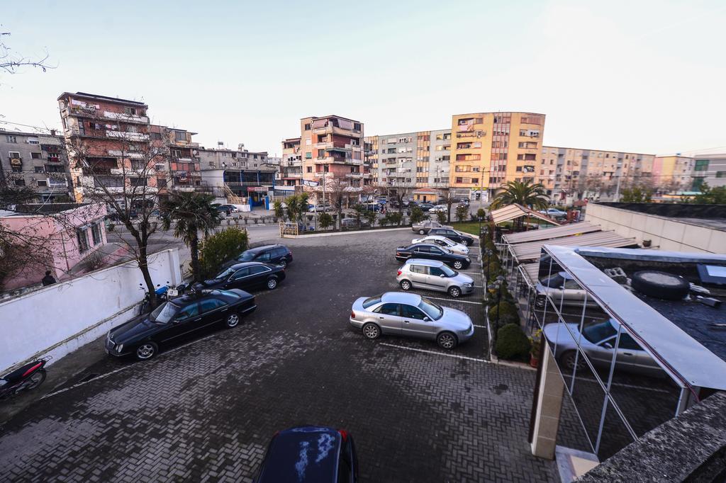 Hotel Argenti Shkodra Exterior foto